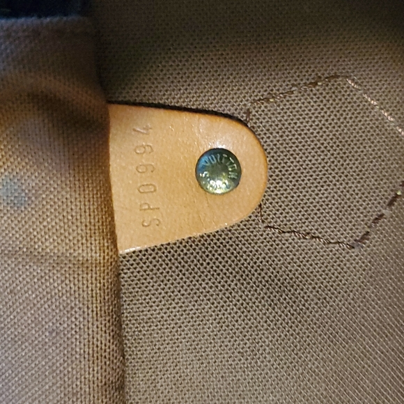 LOUIS VUITTON SPEEDY 40 - Picture 10 of 17